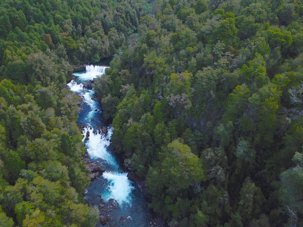 kayak chile upper fuy aerial